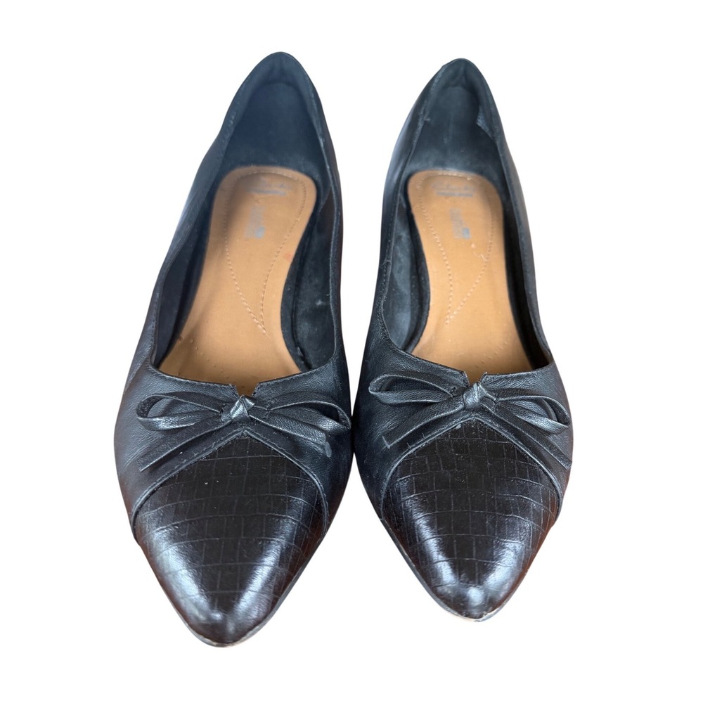 Clarks Collection Black Leather Kitten Heels Bow Accent Croc Pointed Toe Pumps